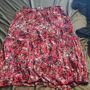 Vintage Ruby Rd. Vibrant Red and Black Maxi Skirt